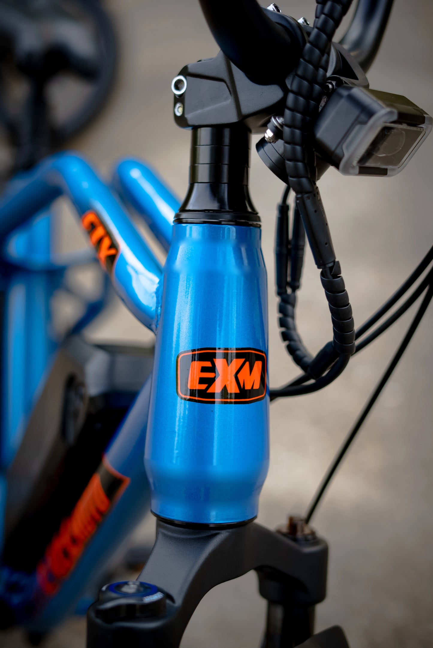 ExelMoto E1X scooter style bike front-side view