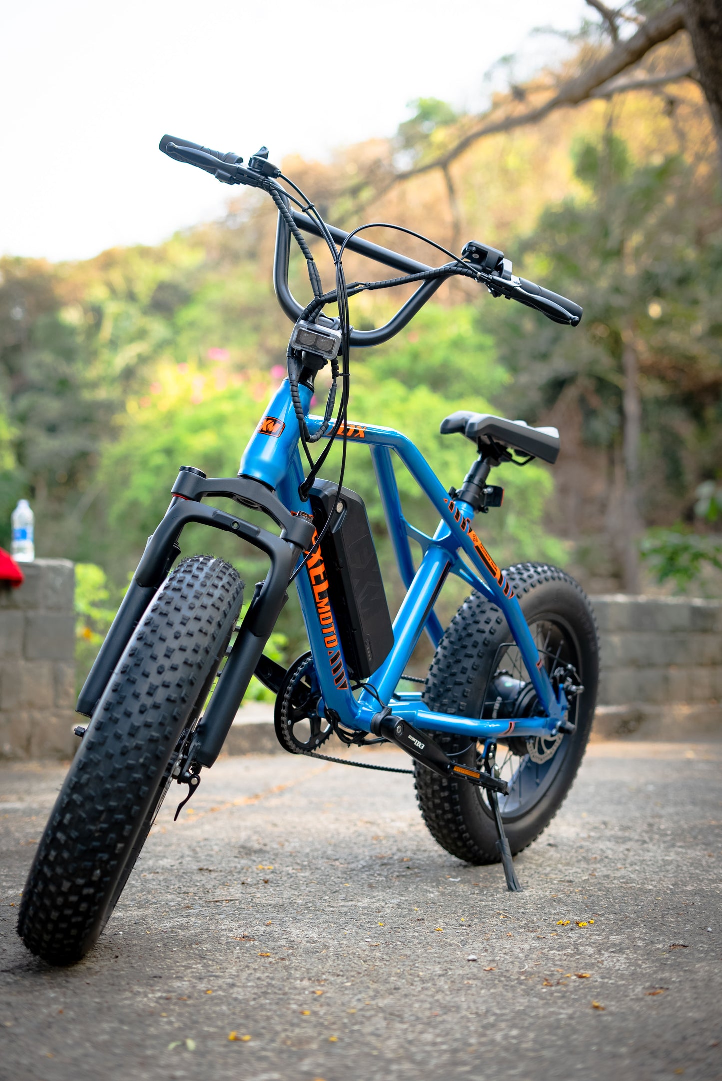 Still image of rider with Exelmoto e-bike