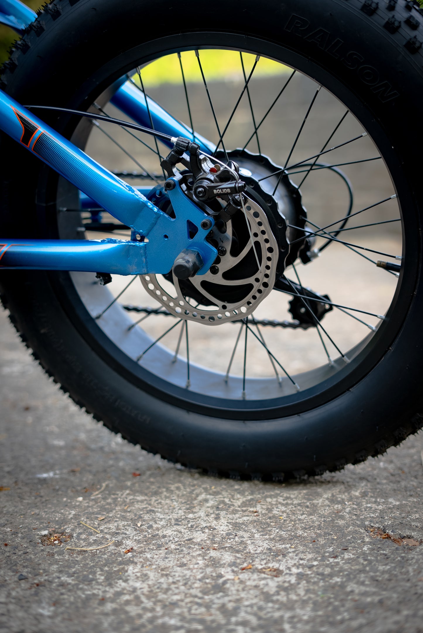 Right side shot of ExelMoto E1X