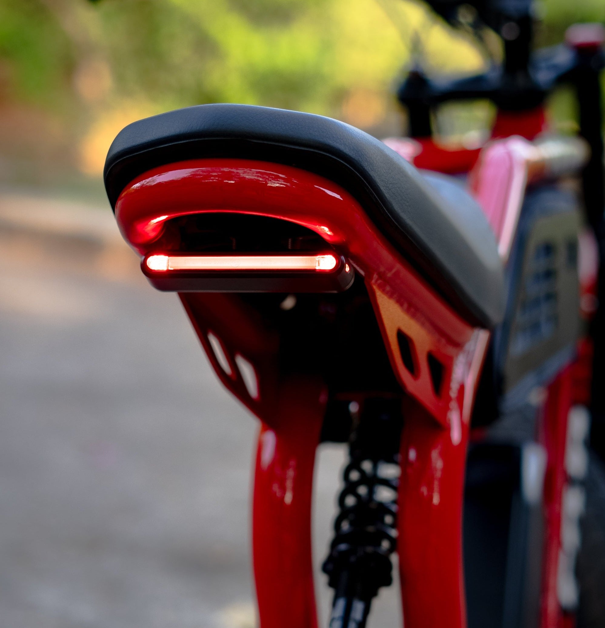 Lifestyle shot of Exelmoto electric bike