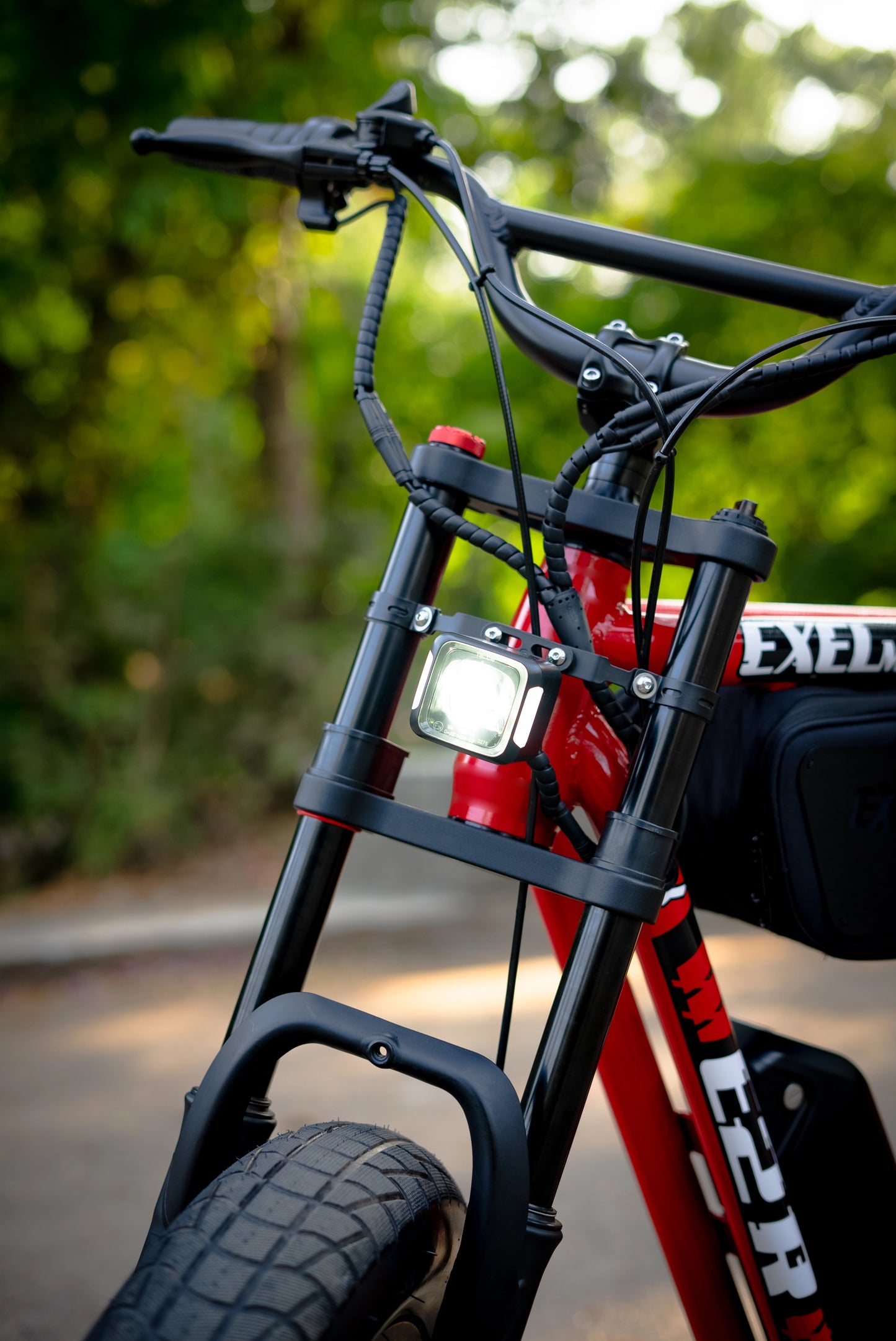 Thumbnail image showing detailed section of the ExelMoto E2R electric bike