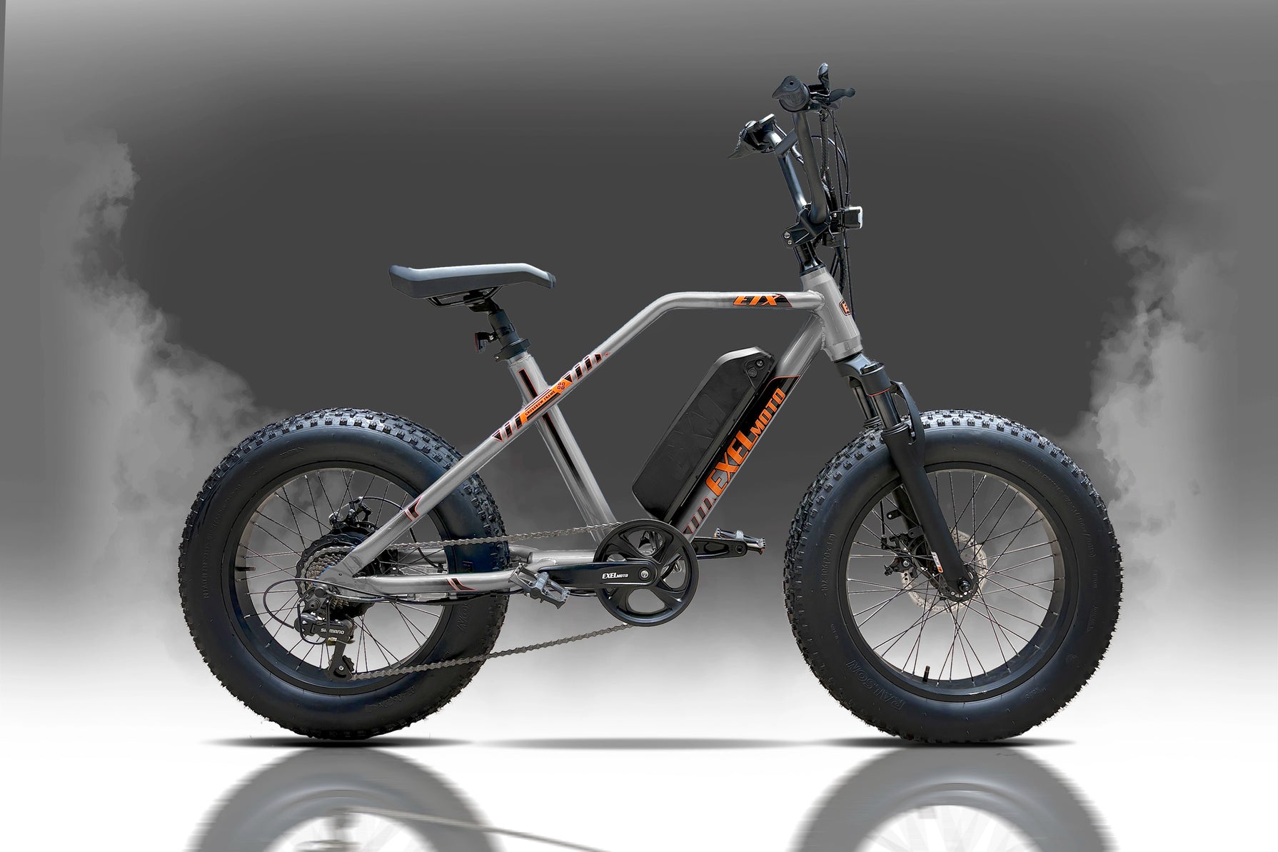 Exelmoto E1X in sleek grey finish